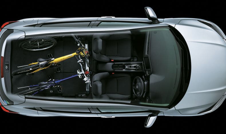 Como carregar bicicleta no carro de forma segura?